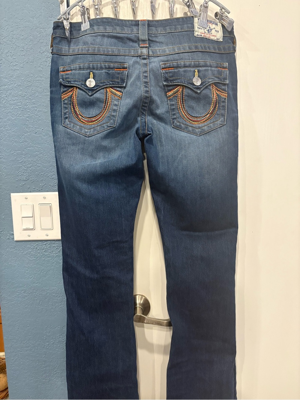 True Religion Women's Medium Blue Flared Jeans rainbow flap pockets